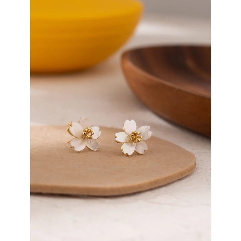 Natural Shell Flower Stud Earrings  16 K Plated Metal Jewelry