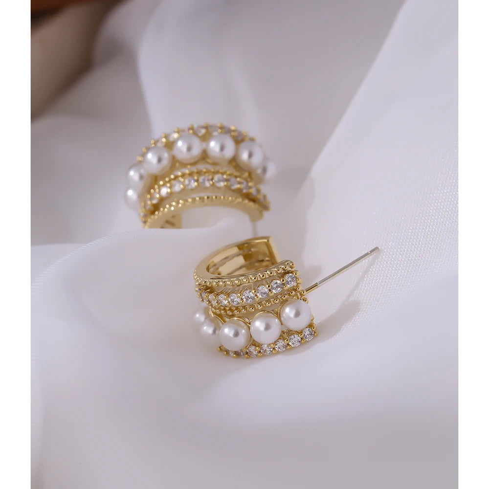 Stylish Imitation Pearls Geometric Stud Earrings  Cubic Zirconia Temperament Jewelry