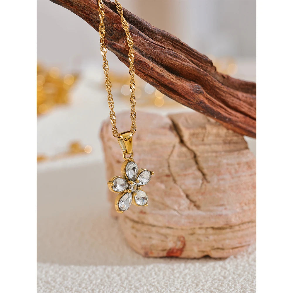 Zirconia Flower Pendant Necklace