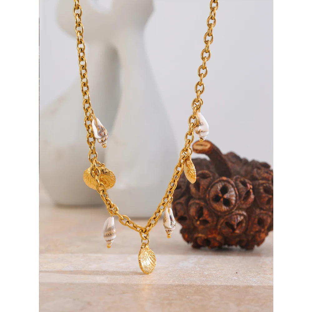 Natural Shell 18k Gold Pvd Plated Charm Pendant Handmade Necklace